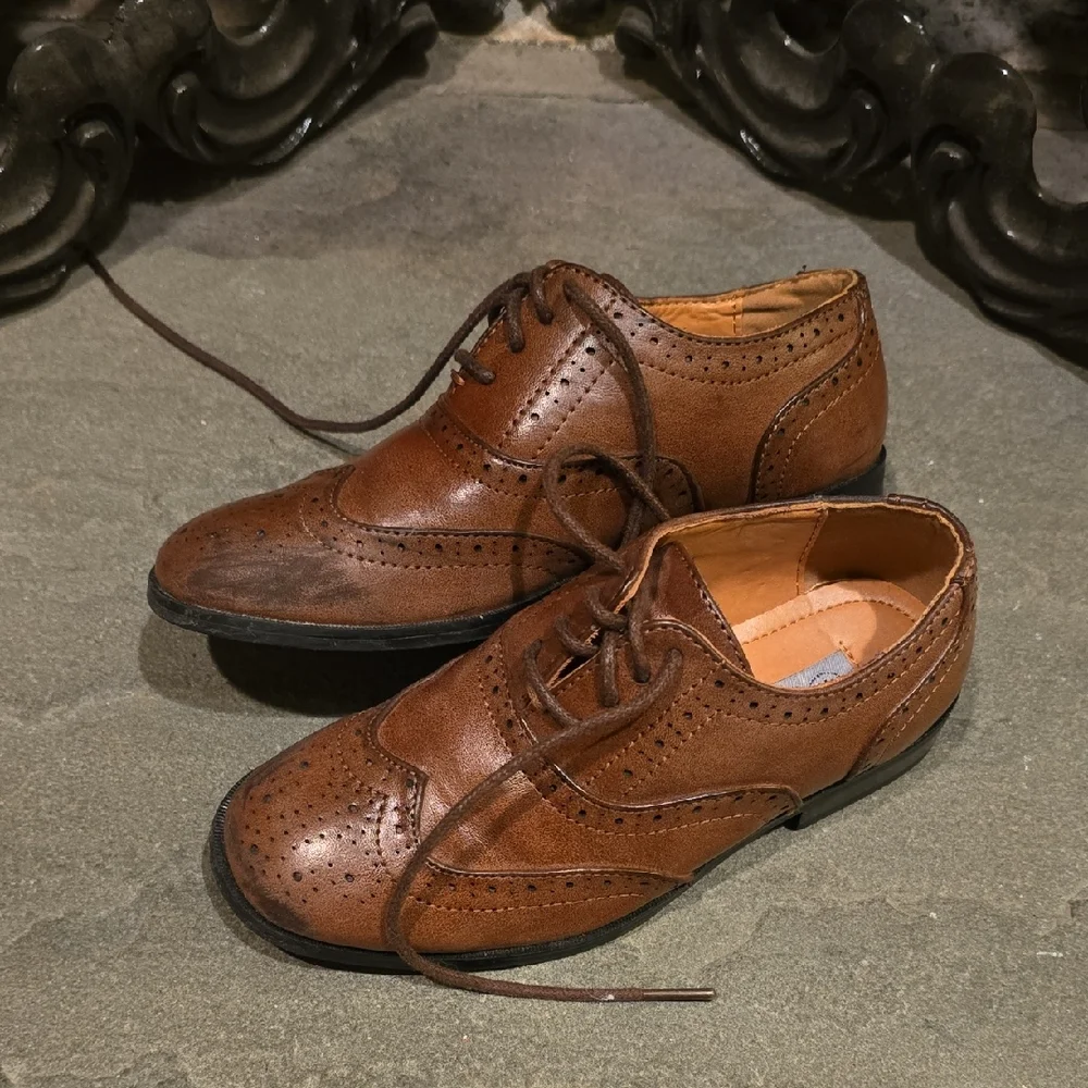 Elegant Brown Leather Men's Oxfords